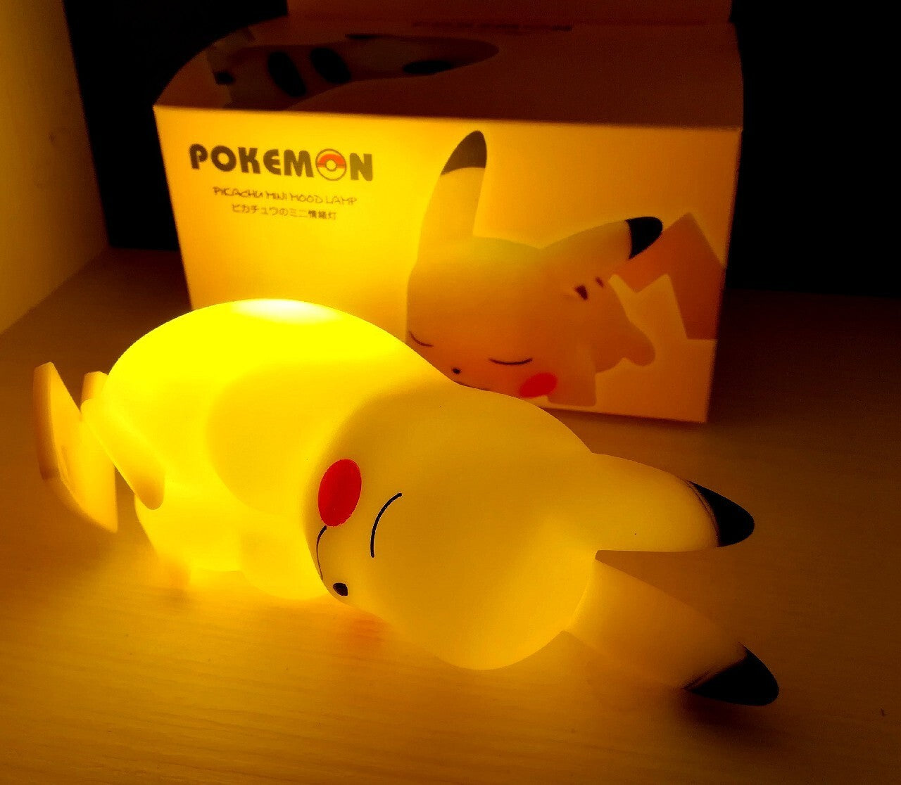 Pokemon natlampe Pikachu