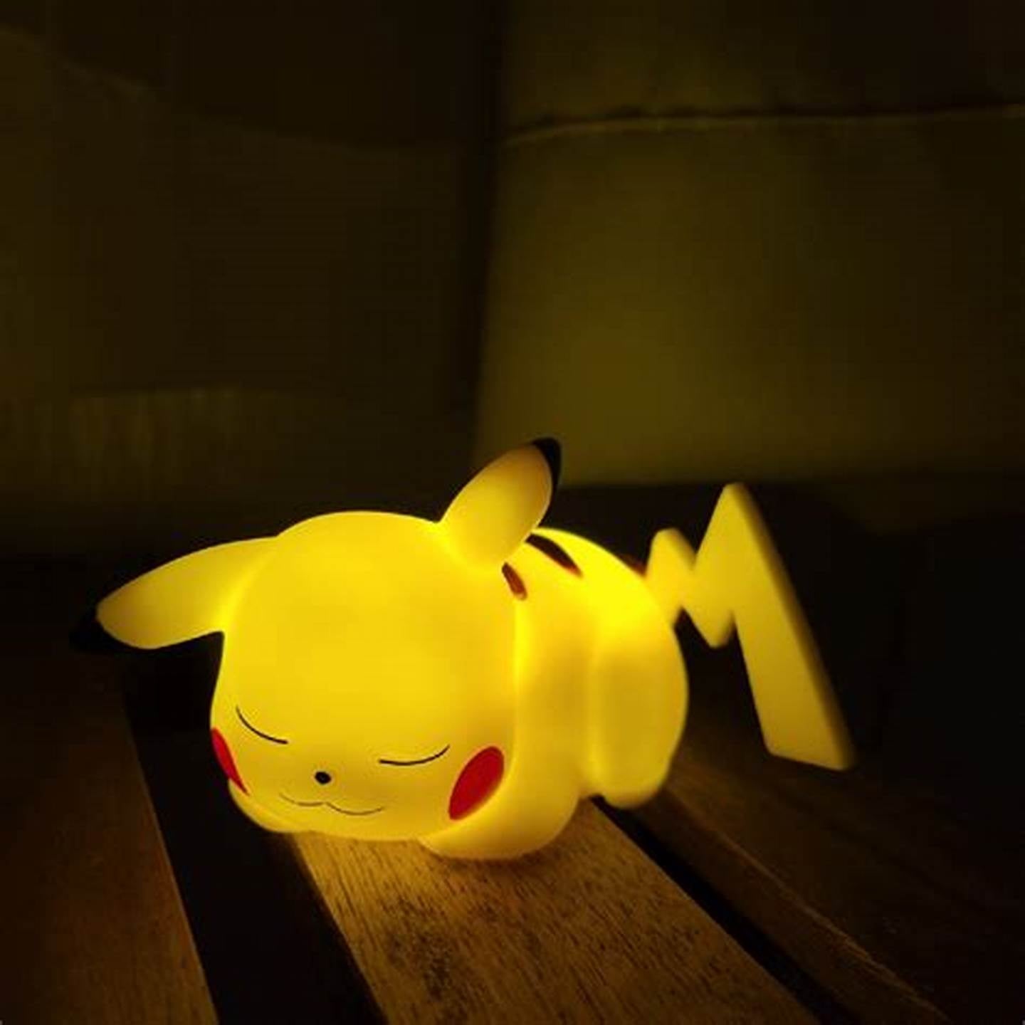 Pokemon natlampe Pikachu